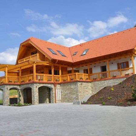 Szloven Mintagazdasag Felsőszölnök المظهر الخارجي الصورة